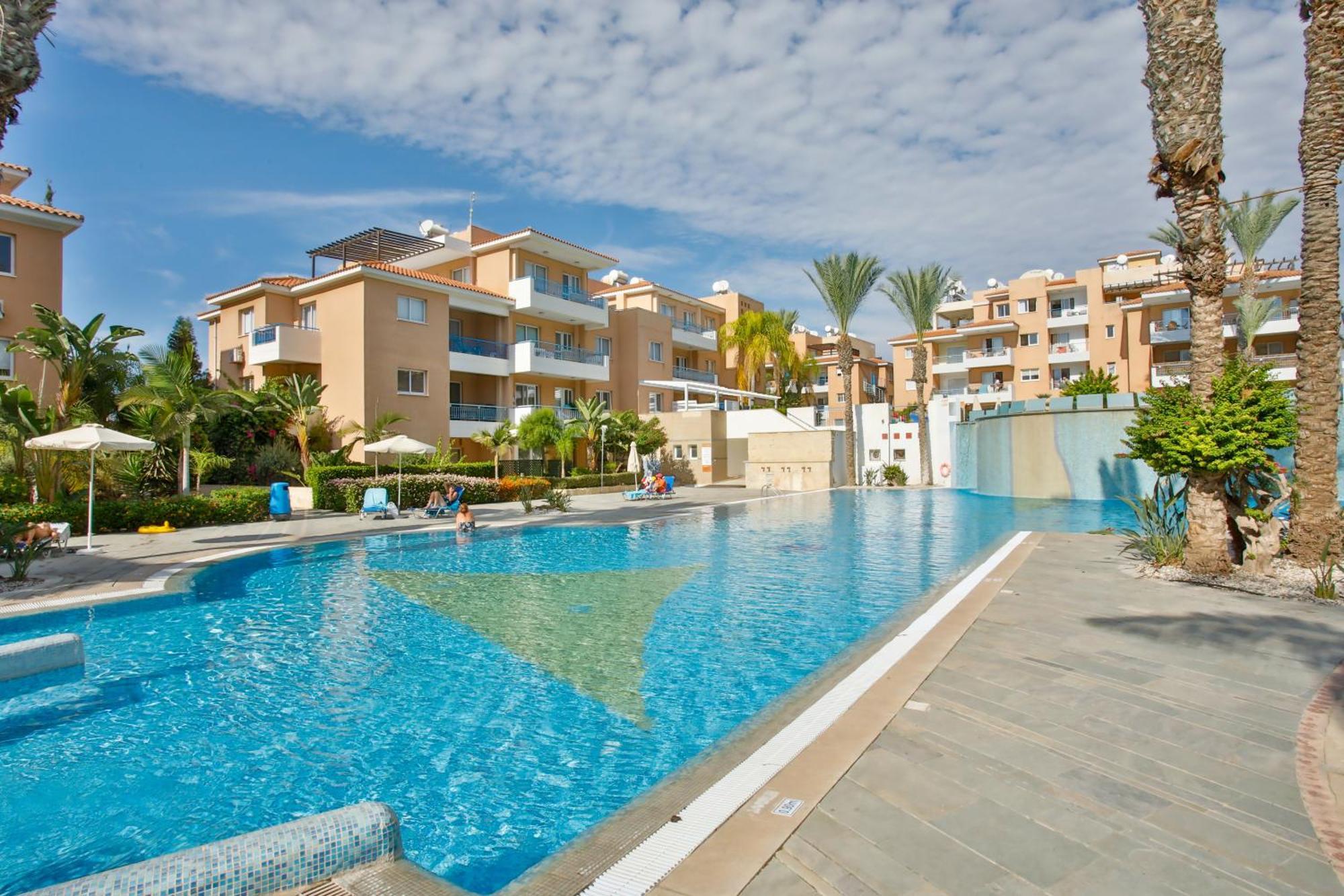 Casa Del Sol Townhouse In Iris Village Paphos Eksteriør billede