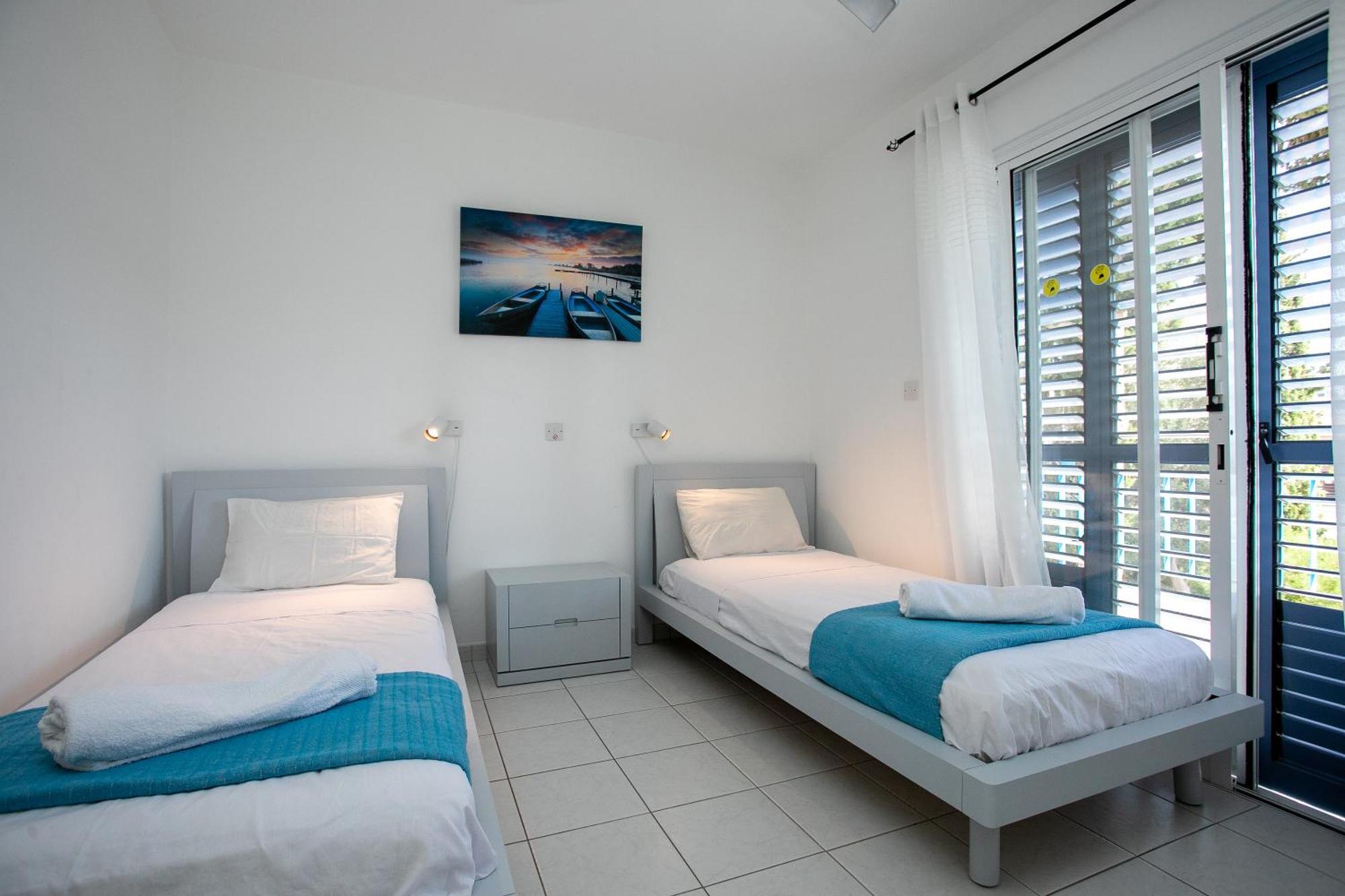 Casa Del Sol Townhouse In Iris Village Paphos Eksteriør billede
