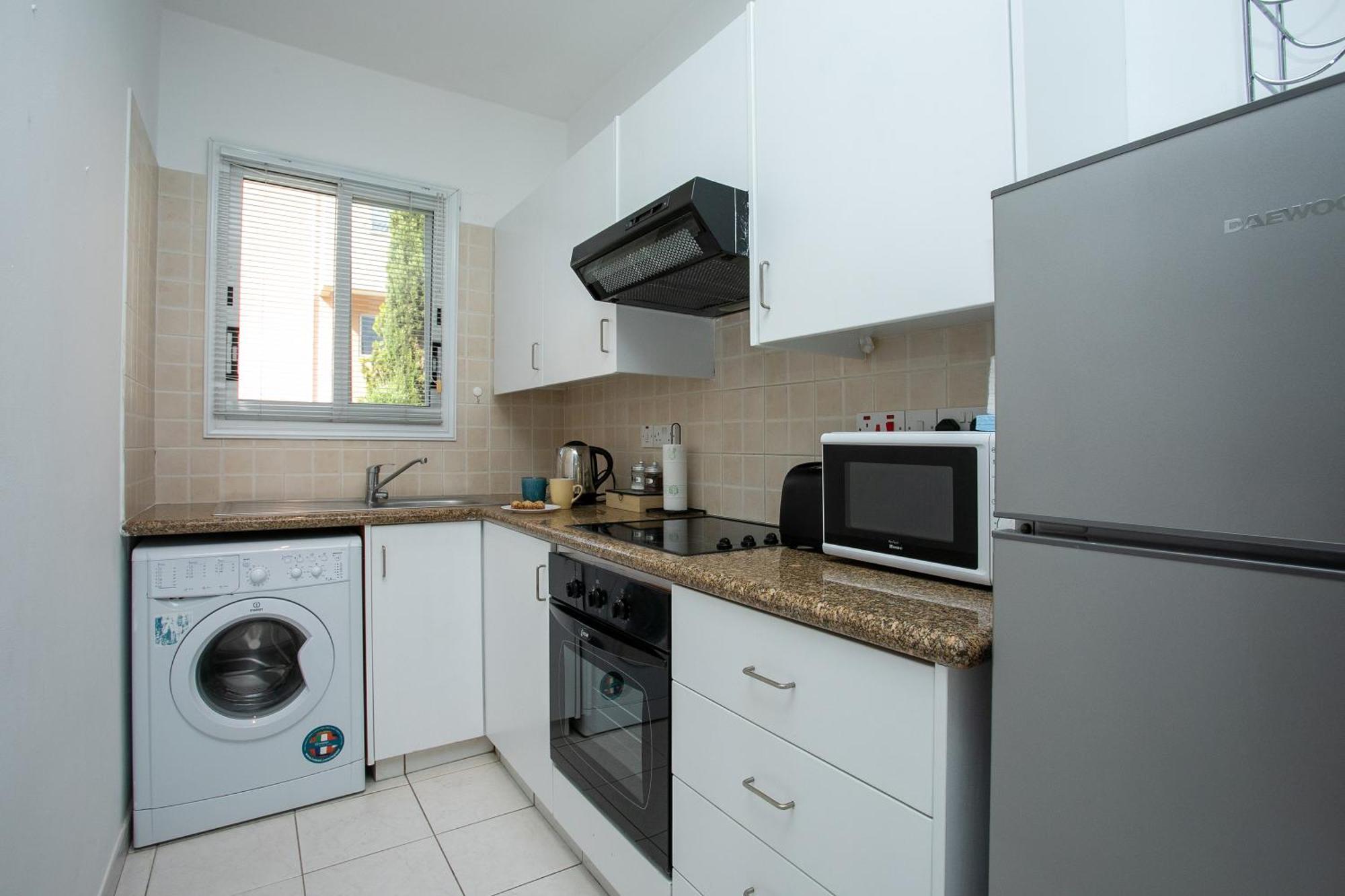 Casa Del Sol Townhouse In Iris Village Paphos Eksteriør billede