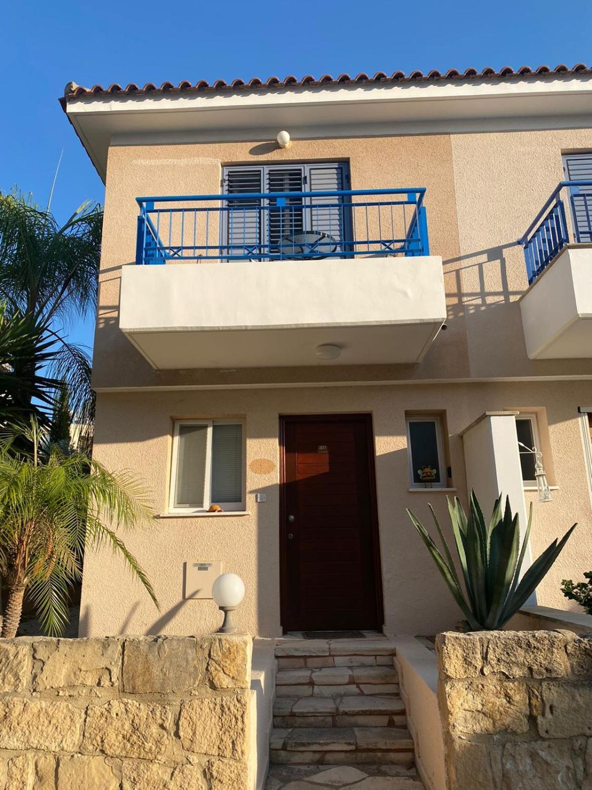 Casa Del Sol Townhouse In Iris Village Paphos Eksteriør billede