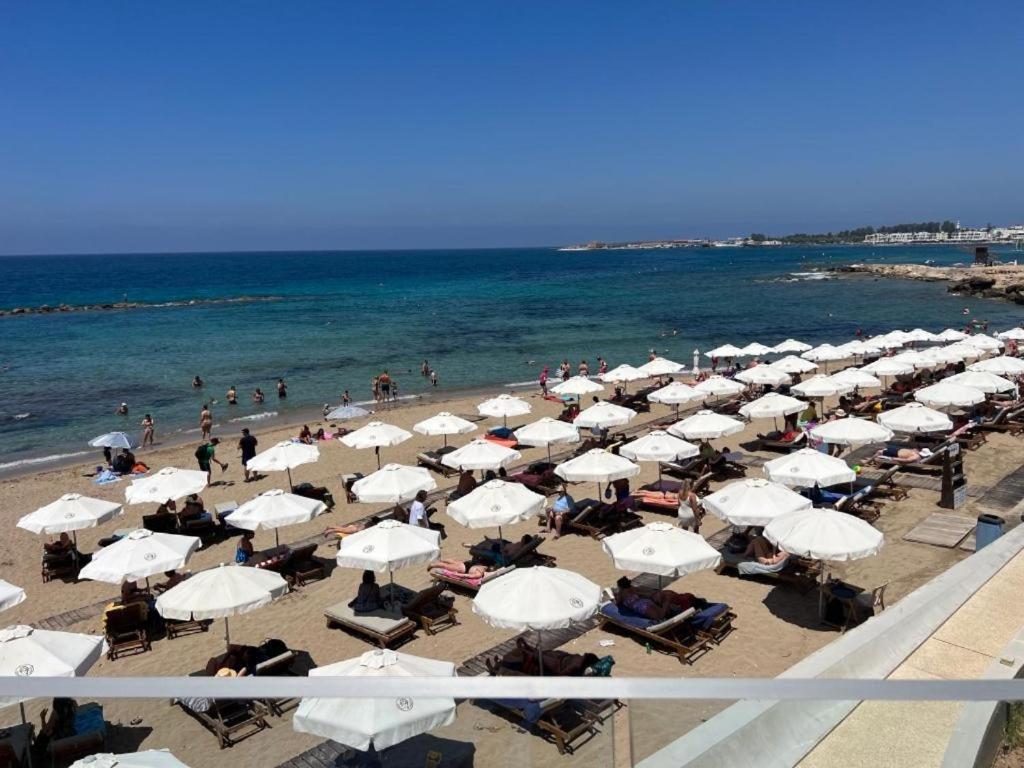 Casa Del Sol Townhouse In Iris Village Paphos Eksteriør billede