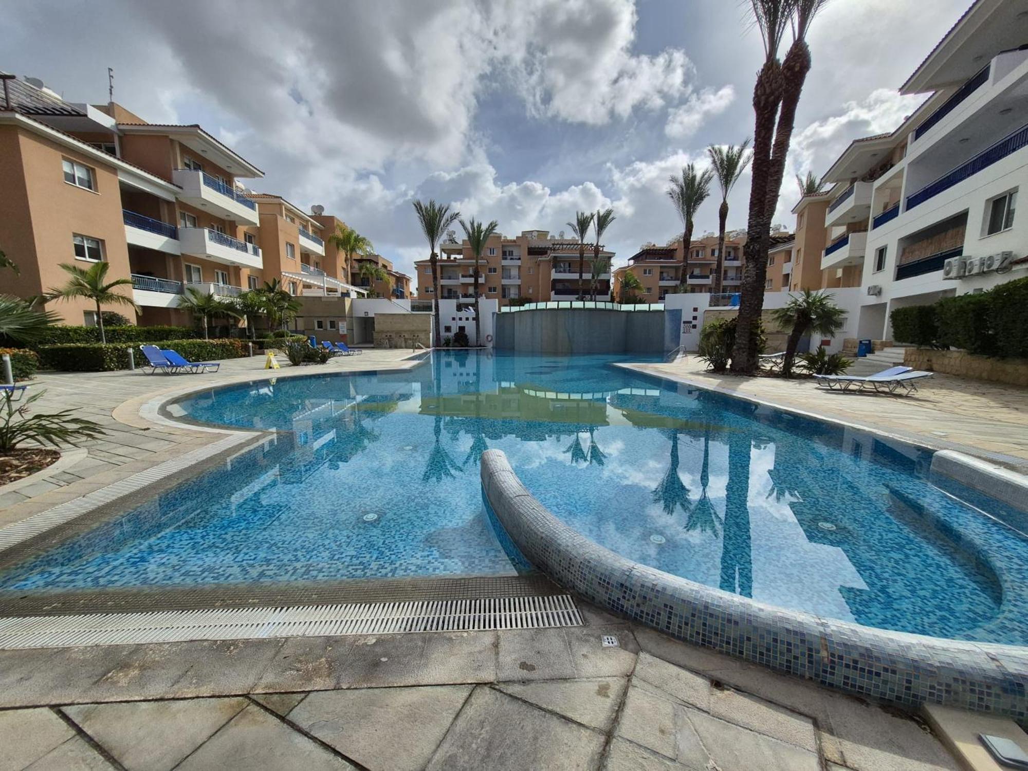 Casa Del Sol Townhouse In Iris Village Paphos Eksteriør billede